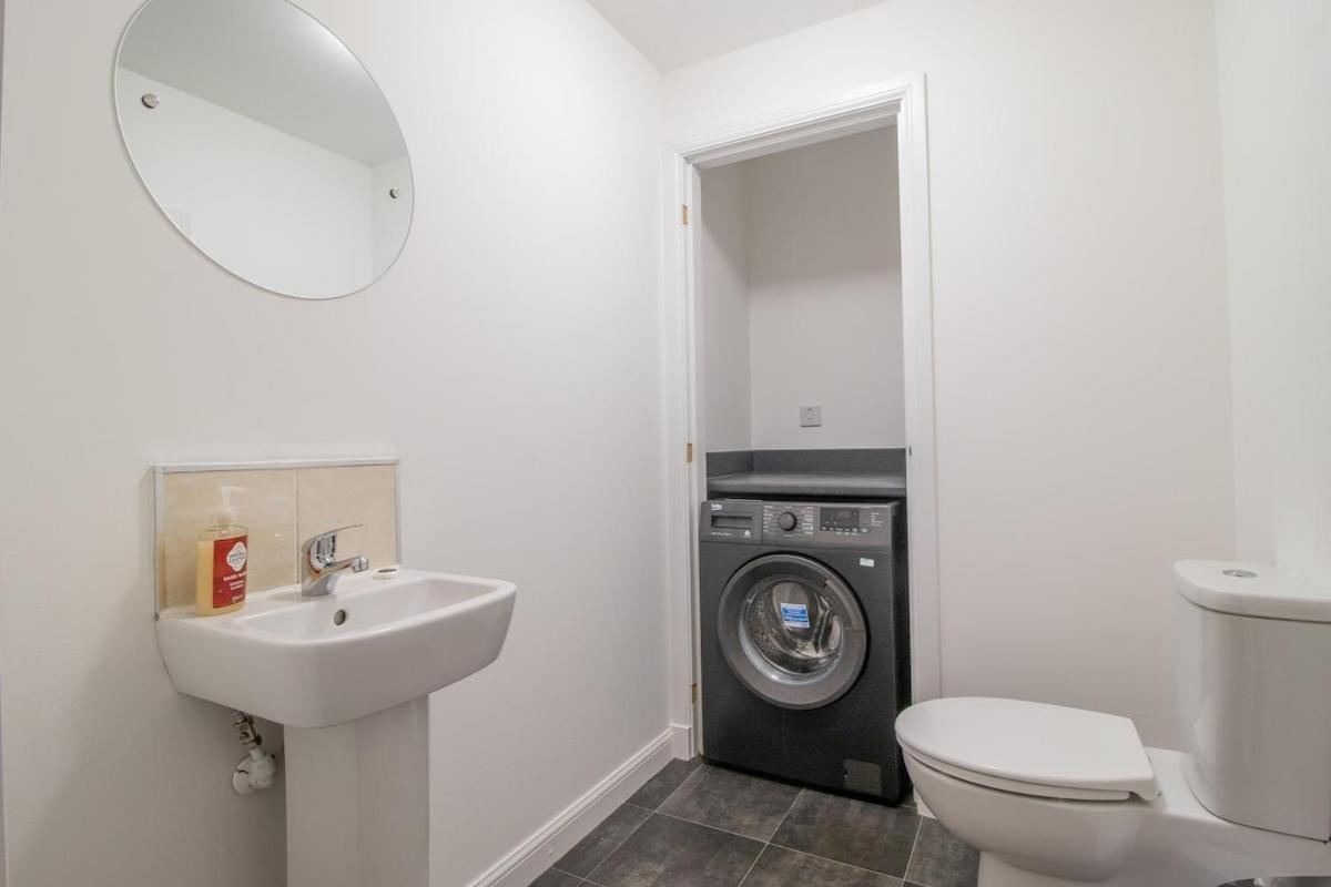 Spacious 3 Bed House In Falkirk Polmont Екстериор снимка